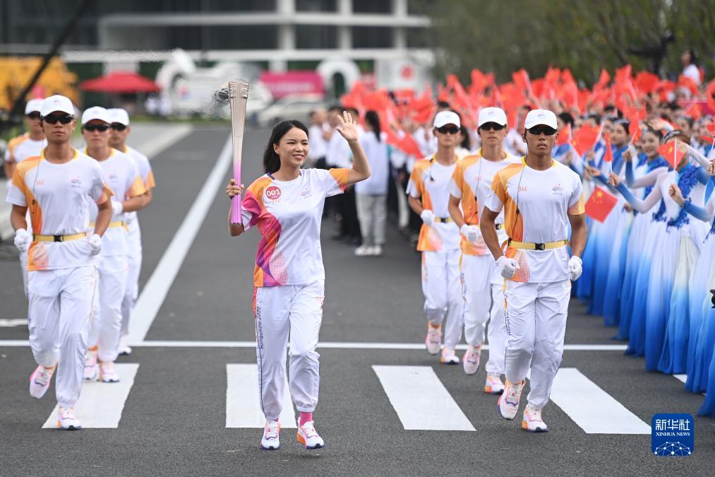 真人龙虎游戏下载